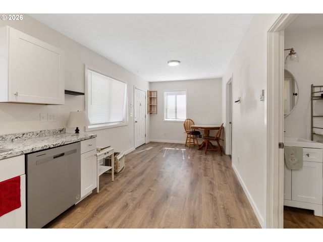 263 17TH Ave, Longview, WA 98632