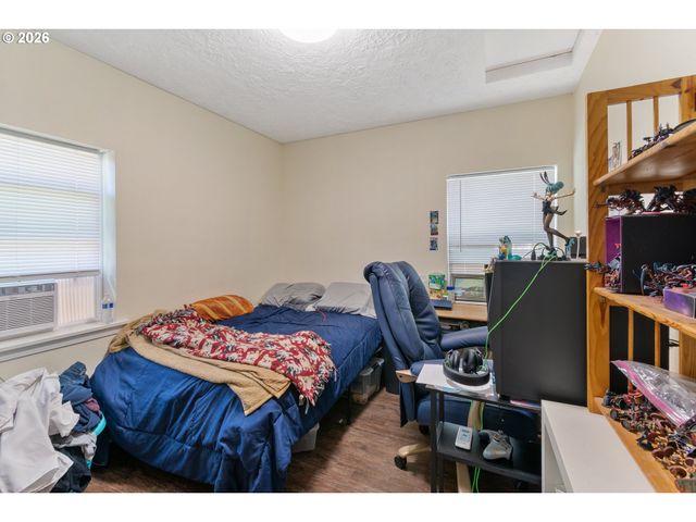 263 17TH Ave, Longview, WA 98632