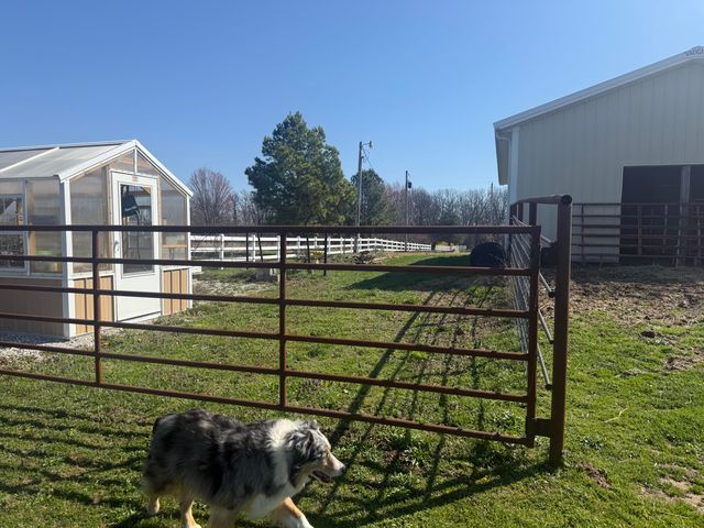 21561 Lawrence 1074, Monett, MO 65708