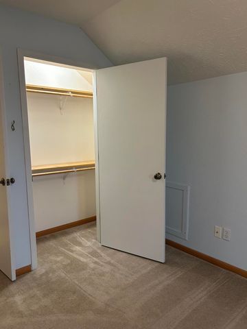 21561 Lawrence 1074, Monett, MO 65708