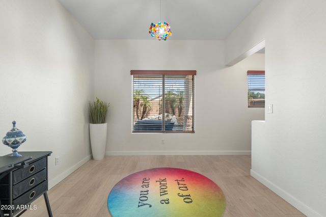 4960 E COLONIAL Drive, Chandler, AZ 85249