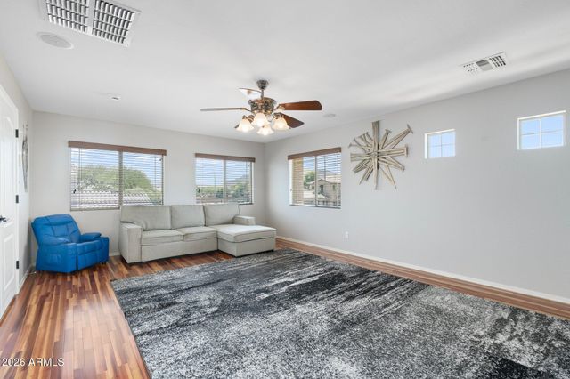 4960 E COLONIAL Drive, Chandler, AZ 85249