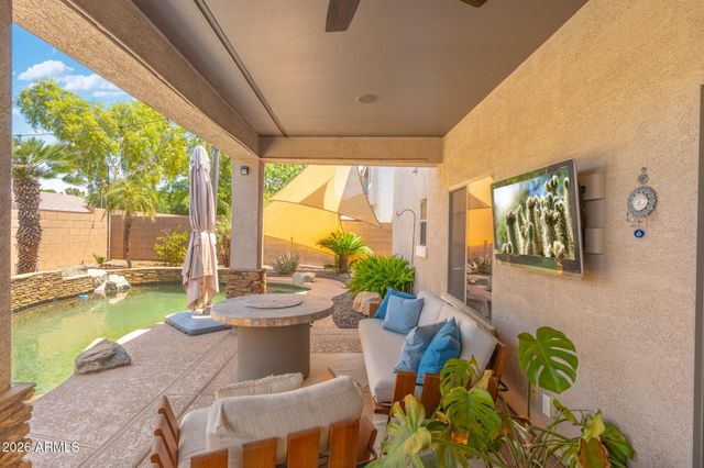 4960 E COLONIAL Drive, Chandler, AZ 85249