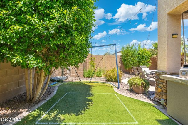 4960 E COLONIAL Drive, Chandler, AZ 85249