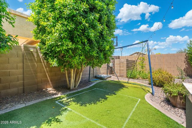 4960 E COLONIAL Drive, Chandler, AZ 85249