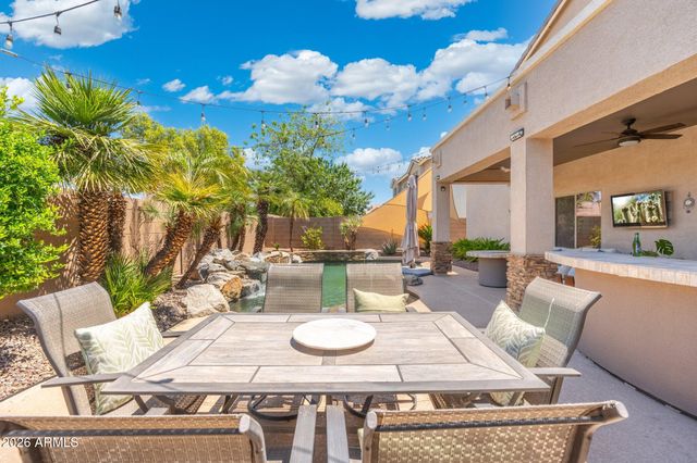 4960 E COLONIAL Drive, Chandler, AZ 85249