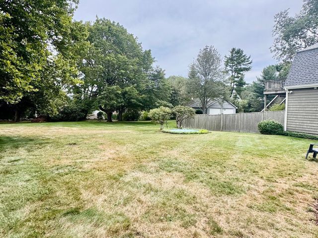 329 Summer St 1, Manchester, MA 01944