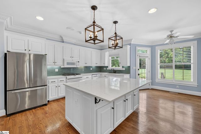 230 Kilgore Circle, Simpsonville, SC 29681