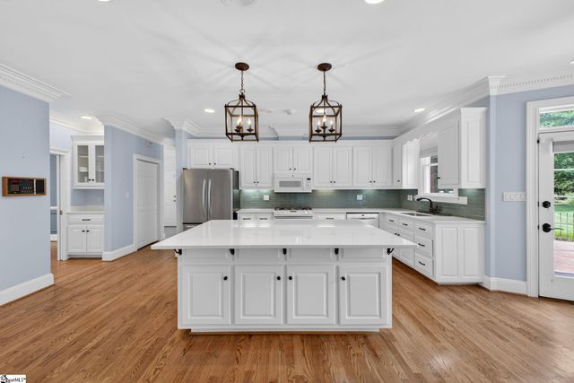 230 Kilgore Circle, Simpsonville, SC 29681