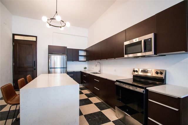 254-256 SAN FRANCISCO STREET 204, San Juan, PR 00901