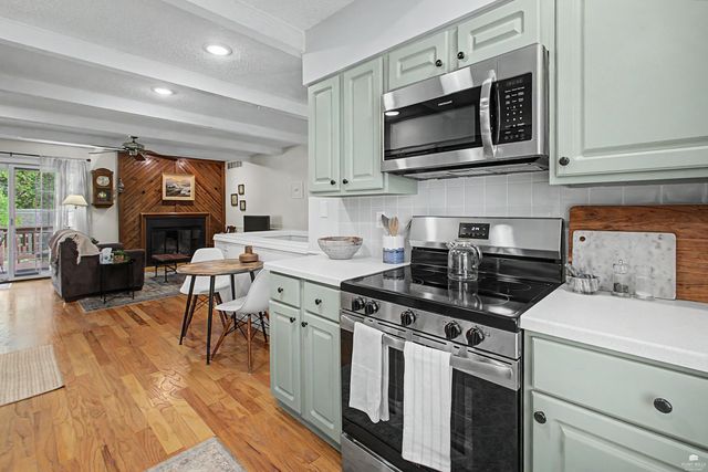 1212 Haas Cir., Manhattan, KS 66503
