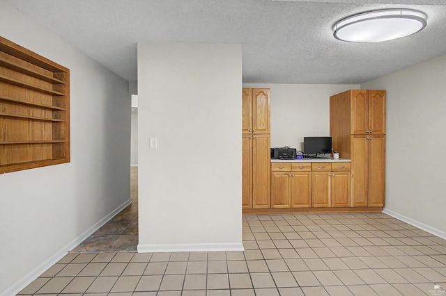 1212 Haas Cir., Manhattan, KS 66503