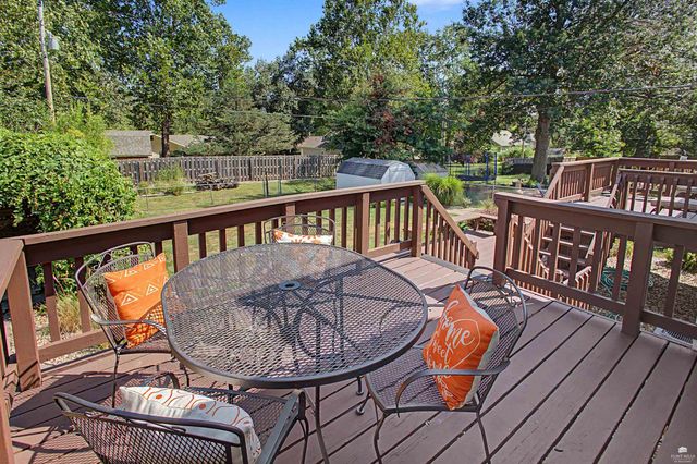 1212 Haas Cir., Manhattan, KS 66503