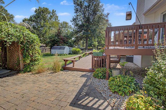 1212 Haas Cir., Manhattan, KS 66503