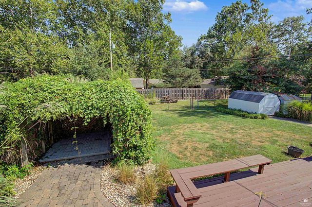 1212 Haas Cir., Manhattan, KS 66503