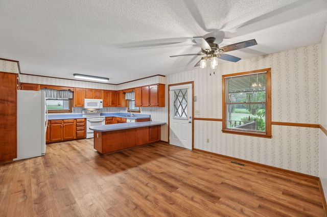 241 Freeman Sherrill Road, Manchester, TN 37355