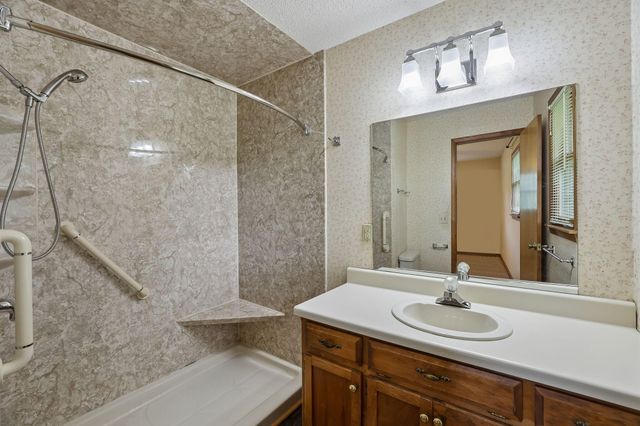 241 Freeman Sherrill Road, Manchester, TN 37355