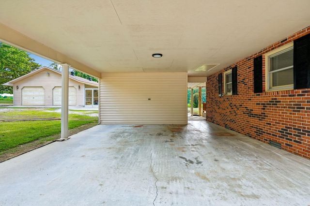 241 Freeman Sherrill Road, Manchester, TN 37355