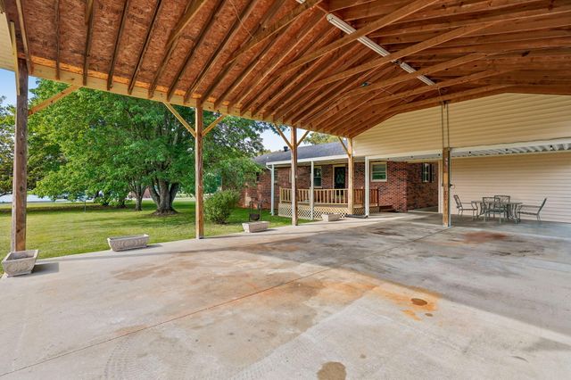 241 Freeman Sherrill Road, Manchester, TN 37355
