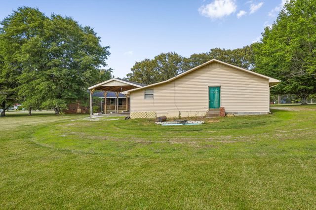 241 Freeman Sherrill Road, Manchester, TN 37355