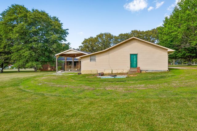 241 Freeman Sherrill Road, Manchester, TN 37355