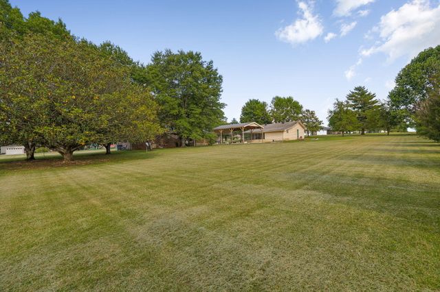 241 Freeman Sherrill Road, Manchester, TN 37355