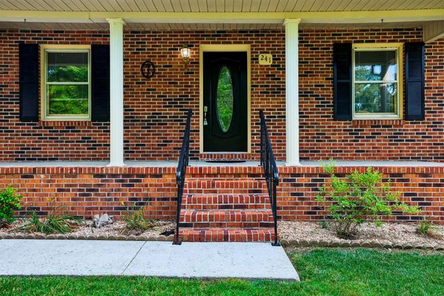 241 Freeman Sherrill Road, Manchester, TN 37355