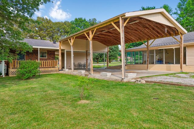 241 Freeman Sherrill Road, Manchester, TN 37355
