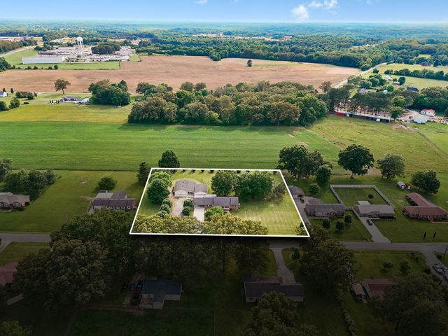241 Freeman Sherrill Road, Manchester, TN 37355