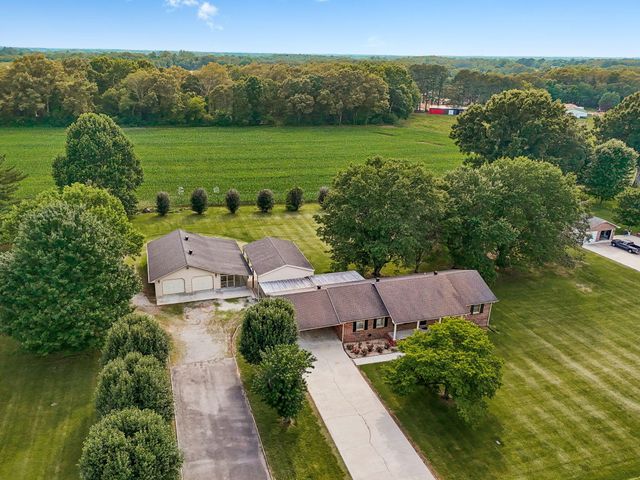 241 Freeman Sherrill Road, Manchester, TN 37355