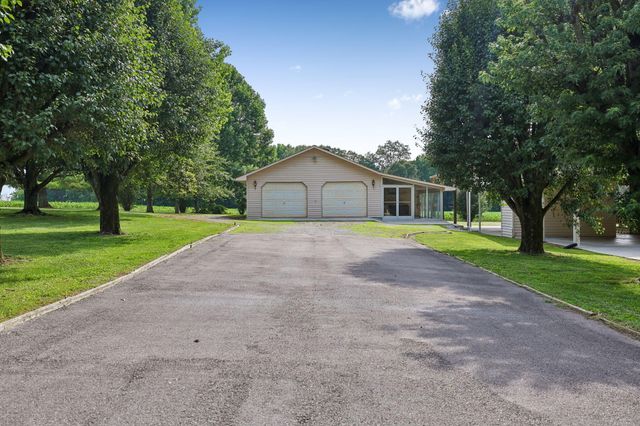 241 Freeman Sherrill Road, Manchester, TN 37355