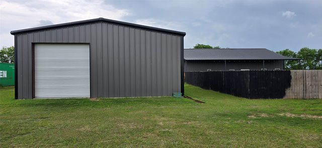 1410 Rs County Road 1235, Point, TX 75472