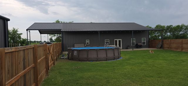 1410 Rs County Road 1235, Point, TX 75472