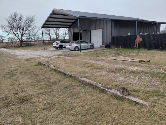 1410 Rs County Road 1235, Point, TX 75472