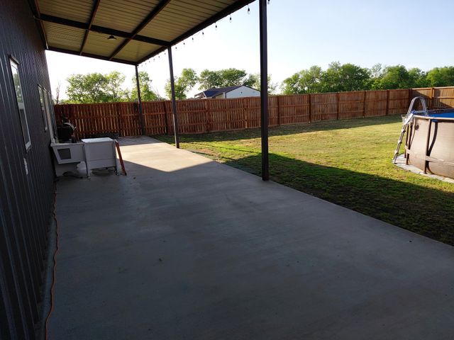 1410 Rs County Road 1235, Point, TX 75472