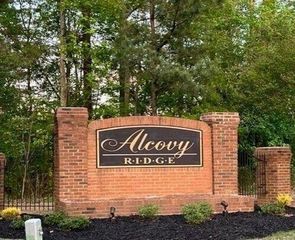 1628 Alcovy Ridge Crossing, Loganville, GA 30052