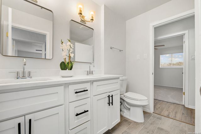 142 Surrey Ln, Universal City, TX 78148