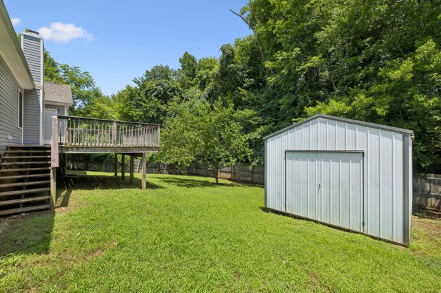 383 Brook Mead Dr, Clarksville, TN 37042