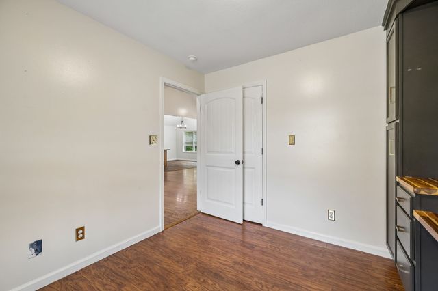 383 Brook Mead Dr, Clarksville, TN 37042