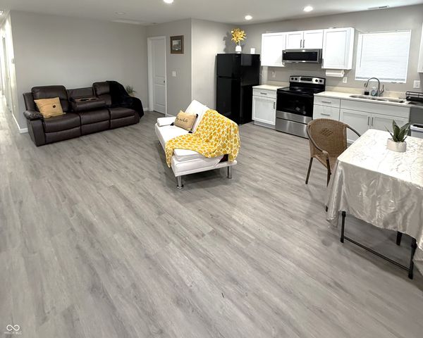 1061 W 29th Street, Indianapolis, IN 46208