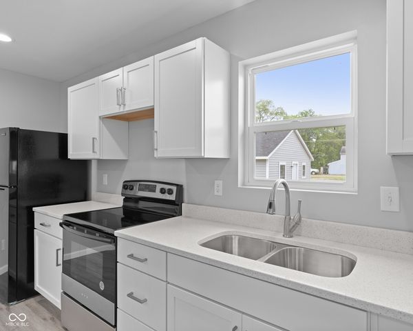 1061 W 29th Street, Indianapolis, IN 46208