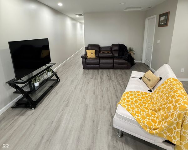 1061 W 29th Street, Indianapolis, IN 46208