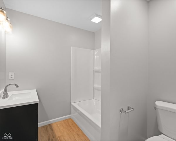 1061 W 29th Street, Indianapolis, IN 46208
