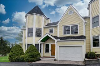 59 Prospect Street APT L, Ridgefield, CT 06877