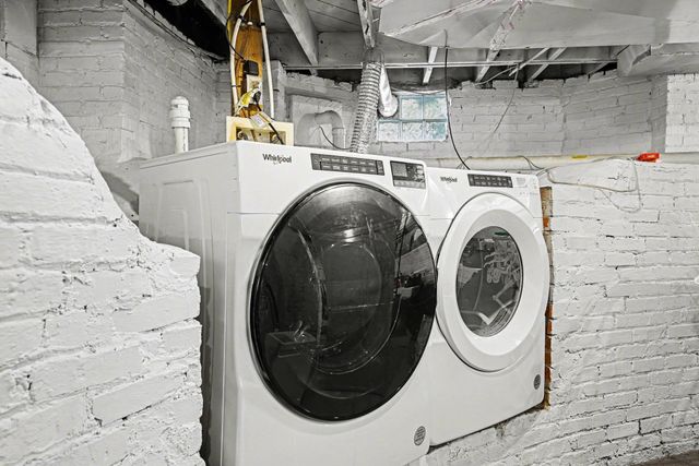 1110 N Michigan Street, South Bend, IN 46617