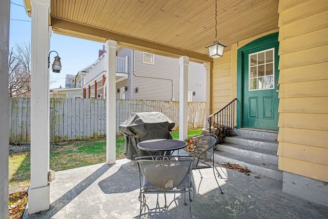 1110 N Michigan Street, South Bend, IN 46617