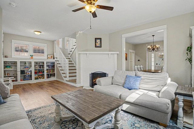 1110 N Michigan Street, South Bend, IN 46617