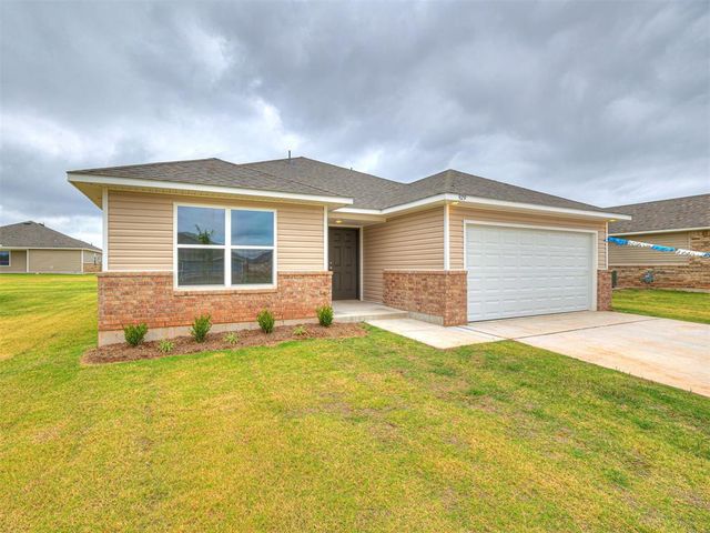 929 S Buffalo Lane, Mustang, OK 73064