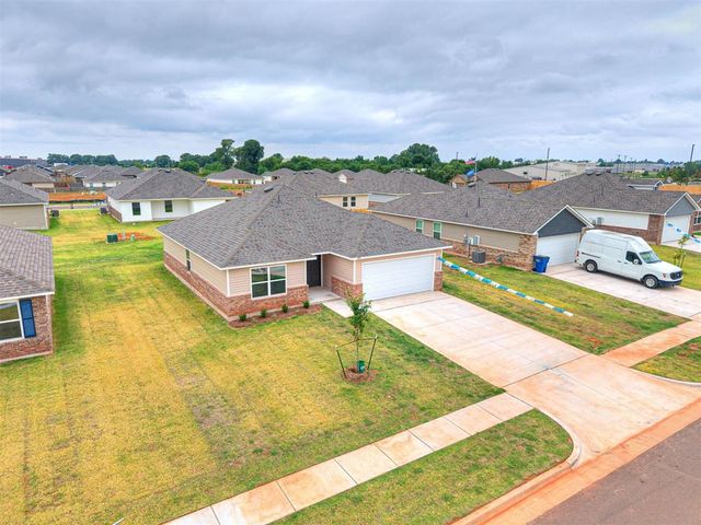 929 S Buffalo Lane, Mustang, OK 73064