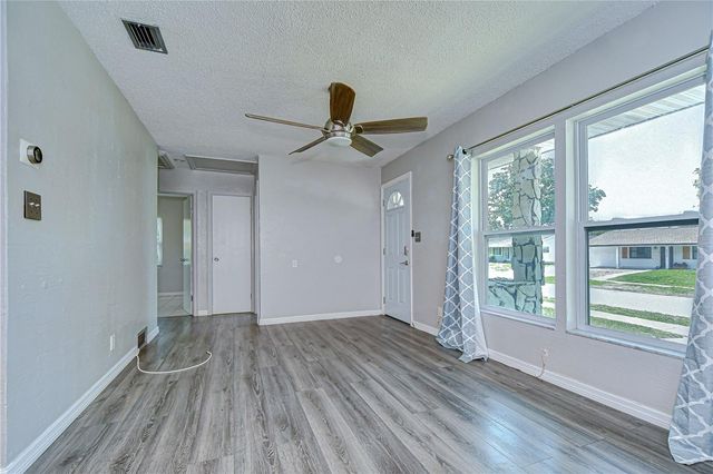 5325 8TH AVENUE S, Gulfport, FL 33707